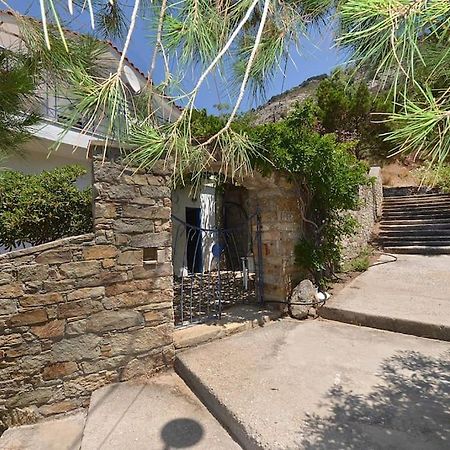 Icarus Home Kouniadi Exterior photo